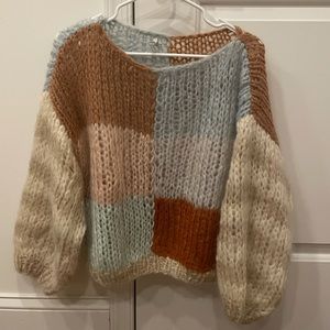 Patterned Wide Sleeve Sweater